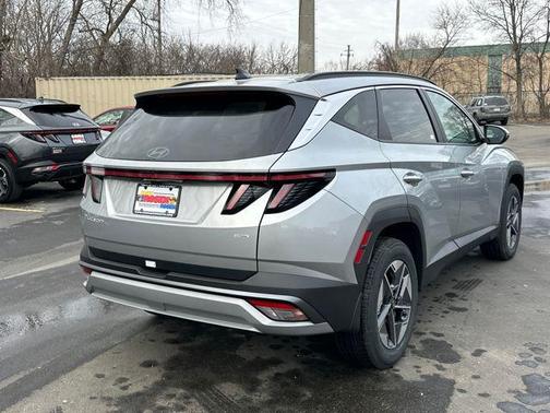 2026 Hyundai TUCSON SEL Premium