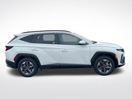 Serenity White Pearl 2026 Hyundai TUCSON SEL
