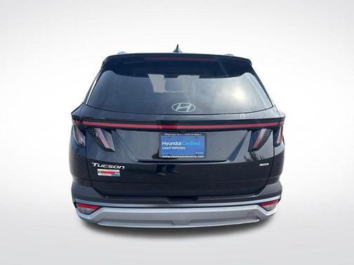 Phantom Black 2025 Hyundai TUCSON SEL Convenience