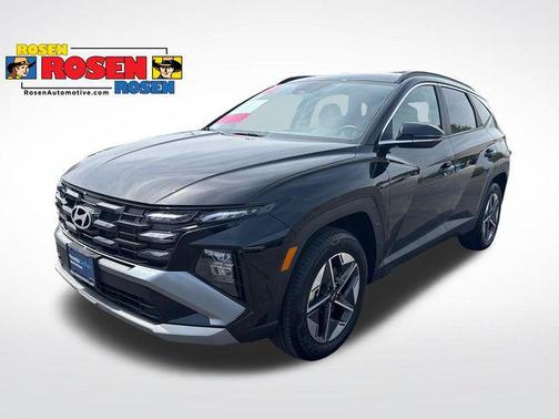 Phantom Black 2025 Hyundai TUCSON SEL Convenience