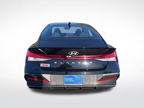 Abyss Black 2025 Hyundai ELANTRA Sport