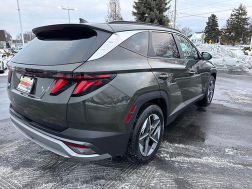 2025 Hyundai TUCSON SEL