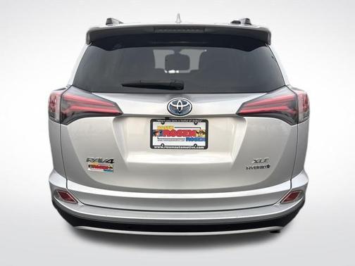 2016 Toyota RAV4 Hybrid XLE