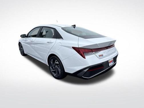 2025 Hyundai ELANTRA HEV Limited