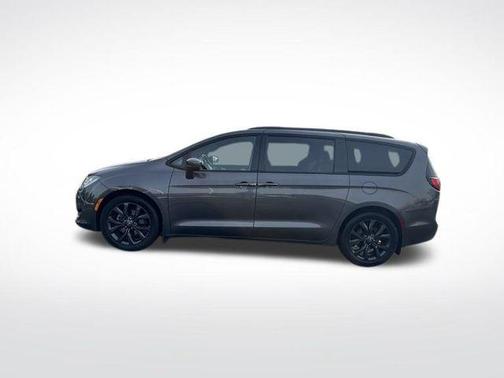 2018 Chrysler Pacifica Touring-L