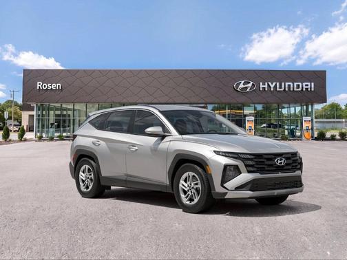 Shimmering Silver 2026 Hyundai TUCSON SE