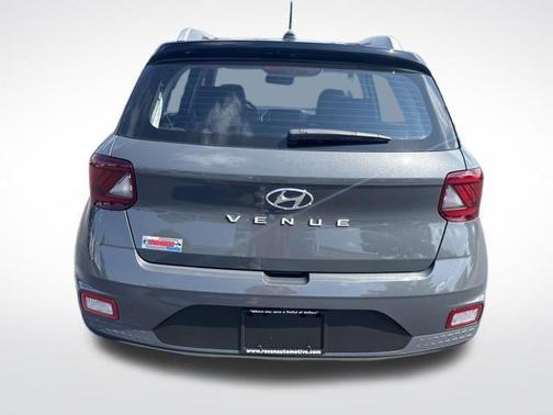 2024 Hyundai VENUE Limited
