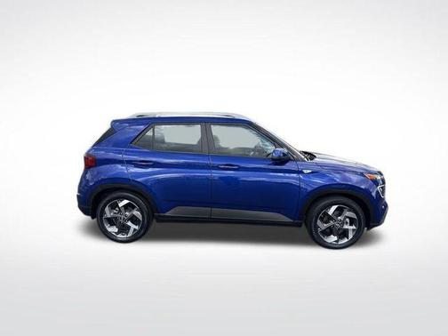 2021 Hyundai VENUE SEL