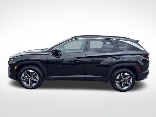 Phantom Black 2025 Hyundai TUCSON SEL