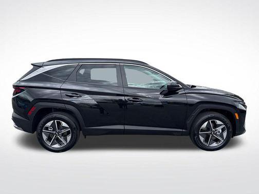 Phantom Black 2025 Hyundai TUCSON SEL