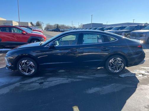 2026 Hyundai SONATA SEL