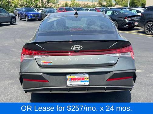 2025 Hyundai ELANTRA HEV SEL Sport