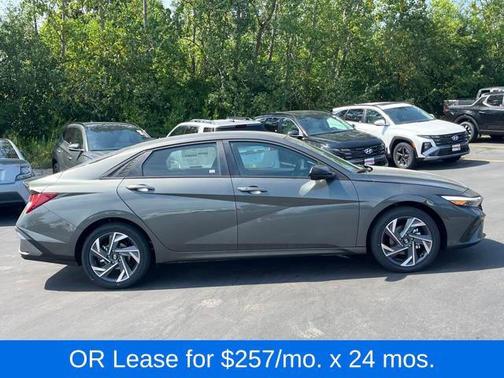 2025 Hyundai ELANTRA HEV SEL Sport