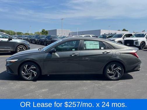 2025 Hyundai ELANTRA HEV SEL Sport