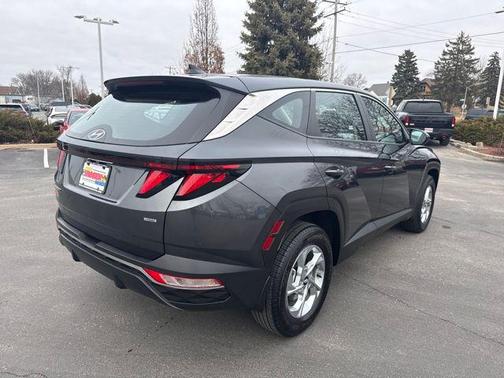 2023 Hyundai TUCSON SE