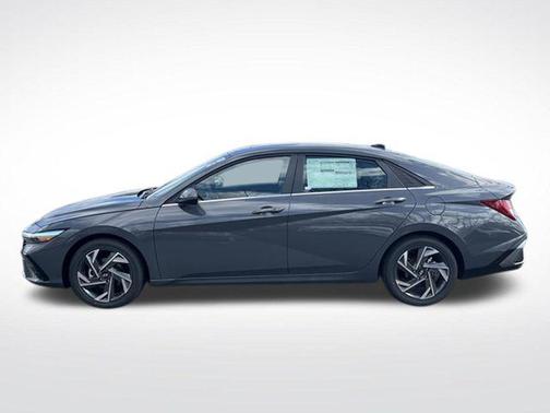Ecotronic Gray 2026 Hyundai ELANTRA Limited