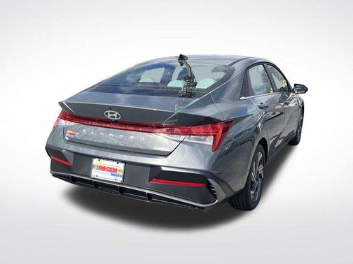 Ecotronic Gray 2026 Hyundai ELANTRA Limited