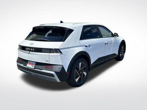 2025 Hyundai IONIQ 5 SE