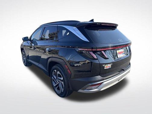 Phantom Black 2025 Hyundai TUCSON Limited