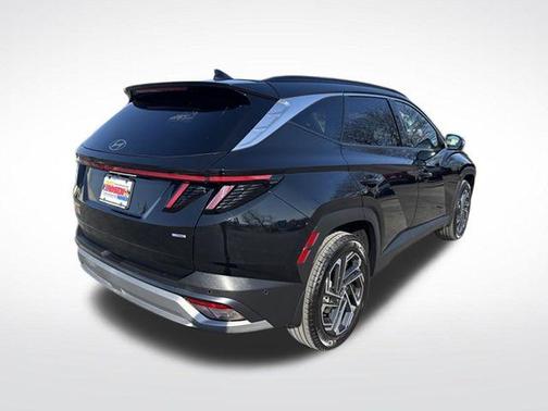 Phantom Black 2025 Hyundai TUCSON Limited