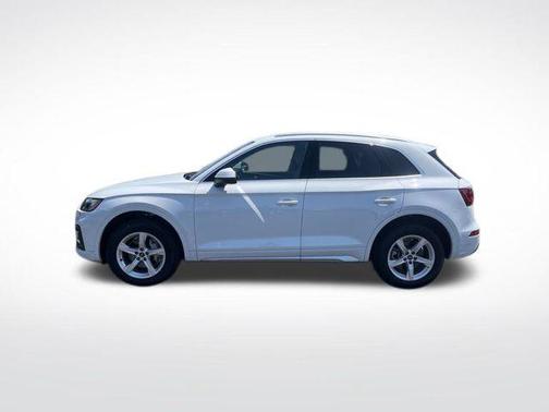 2022 Audi Q5 40 Premium