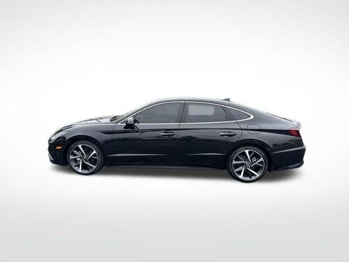 2022 Hyundai SONATA SEL Plus