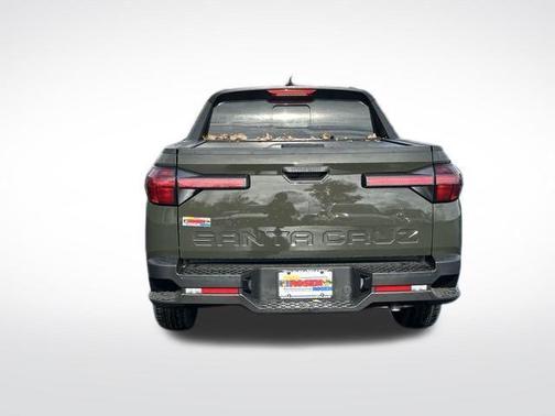 2025 Hyundai SANTA CRUZ SEL Activity