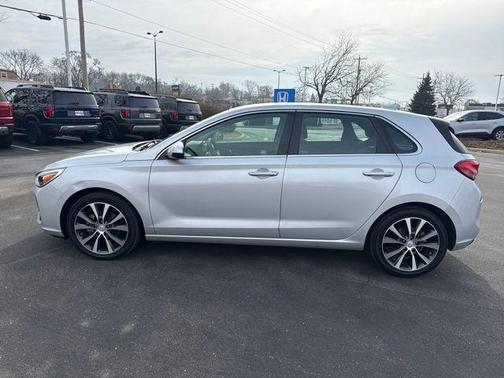 2018 Hyundai Elantra GT Base