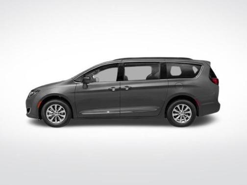 2020 Chrysler Pacifica Touring-L Plus