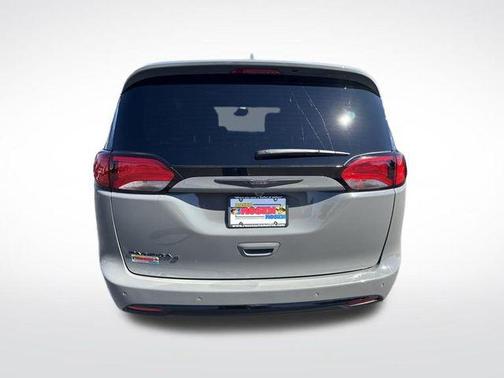 2020 Chrysler Pacifica Touring-L Plus