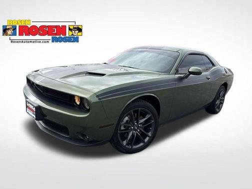 2022 Dodge Challenger SXT