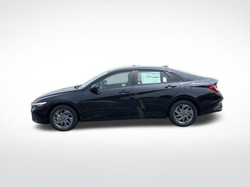 2025 Hyundai ELANTRA HEV Blue