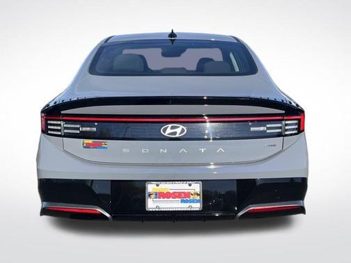 2026 Hyundai SONATA SEL