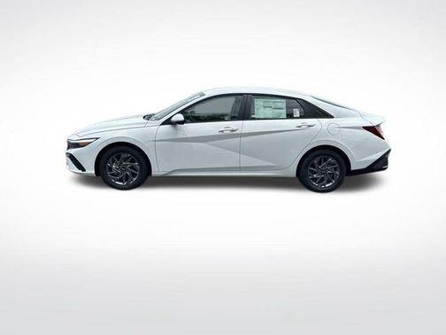 2025 Hyundai ELANTRA HEV Blue