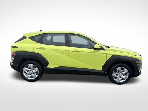 2025 Hyundai KONA SE