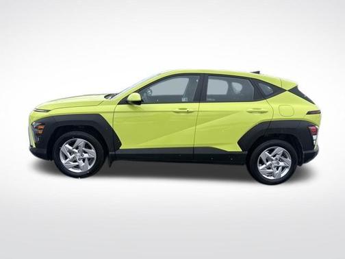 2025 Hyundai KONA SE