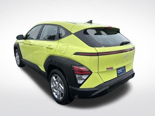 2025 Hyundai KONA SE