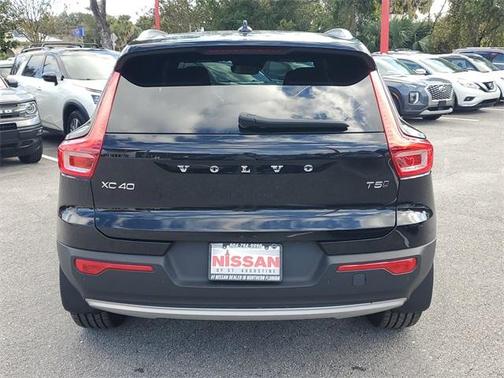 2021 Volvo XC40 T5 Inscription