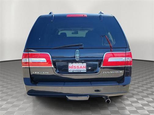 2014 Lincoln Navigator L