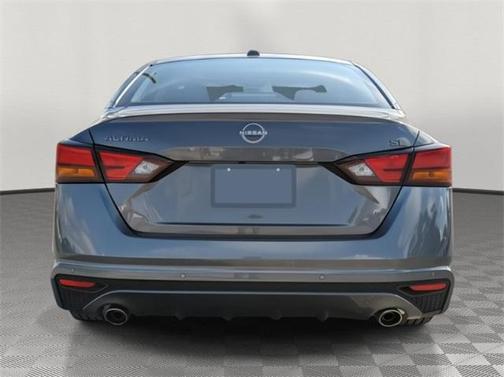 2025 Nissan Altima SL