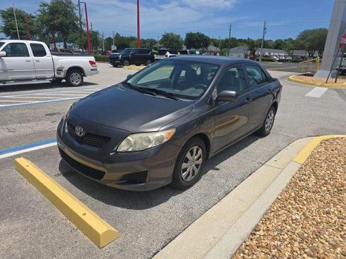 Magnetic Gray Metallic 2009 Toyota Corolla LE