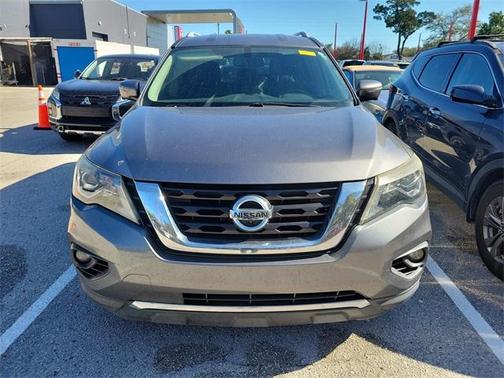 2018 Nissan Pathfinder SL