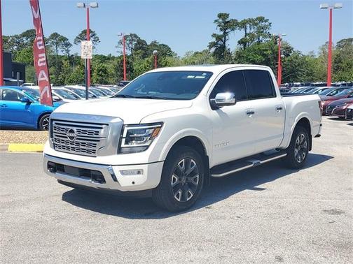 2023 Nissan Titan Platinum Reserve