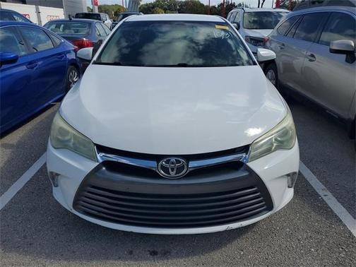 2016 Toyota Camry 