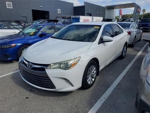 2016 Toyota Camry 