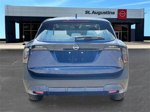 2025 Nissan Kicks S