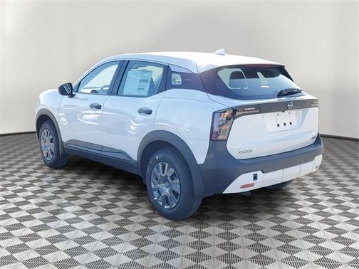 2025 Nissan Kicks S