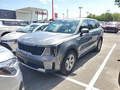 2025 Kia Sorento LX