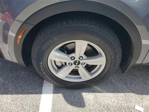 2025 Kia Sorento LX