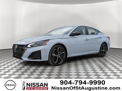 2025 Nissan Altima SR